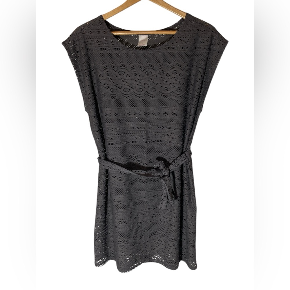 D9- Women’s Medium Beach Cover Up Dress